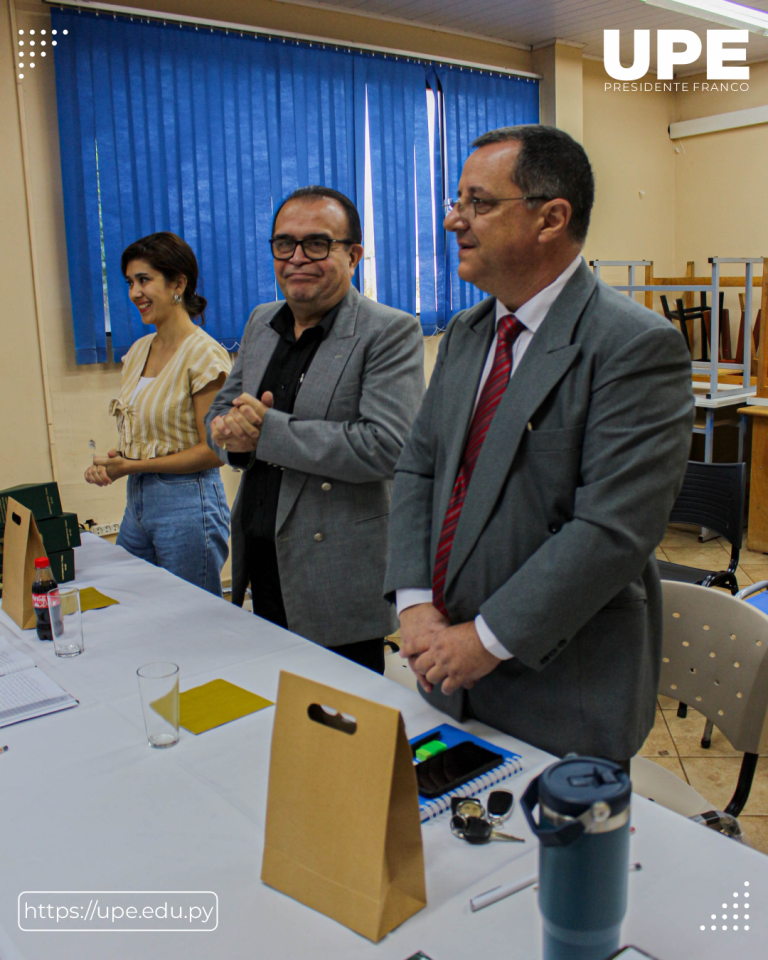 Presentación del Trabajo Final de Grado - Carrera de Arquitectura y Urbanismo 